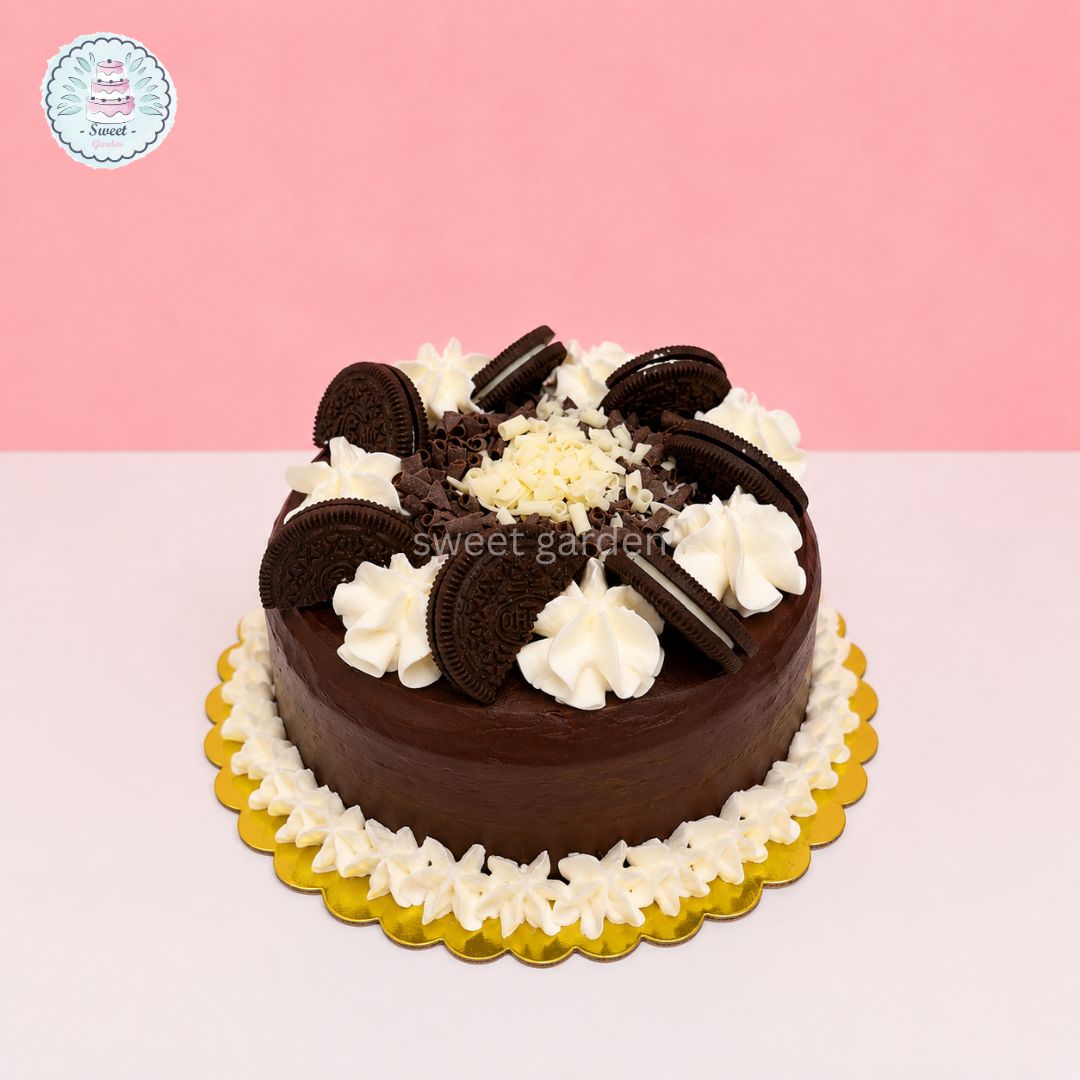 Oreo Delight Small Cake - Image 3
